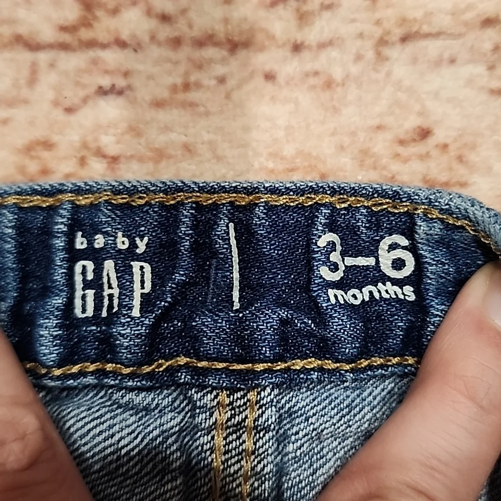 Baby Gap denim baby shorts - Picture 5 of 6